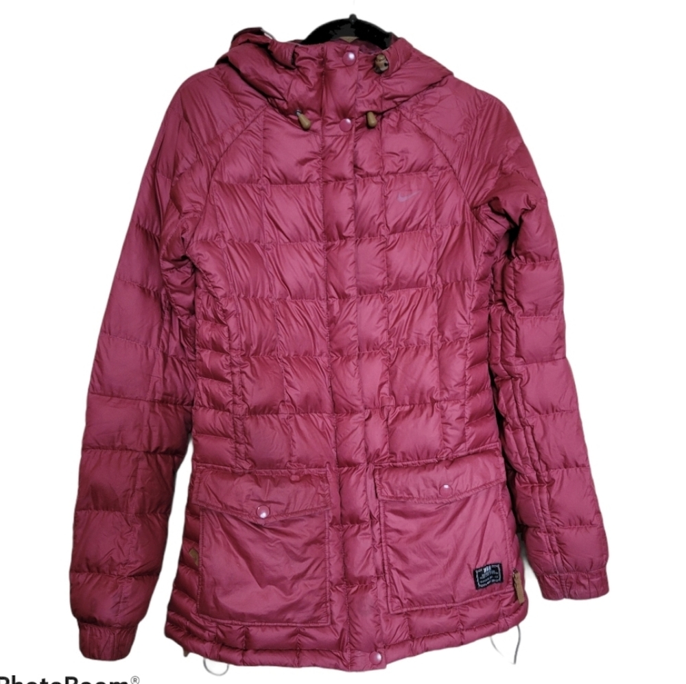 Nike maroon goose down hooded jacket size small